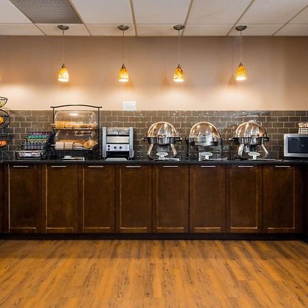 ססקאטון Best Western Blairmore מראה חיצוני תמונה