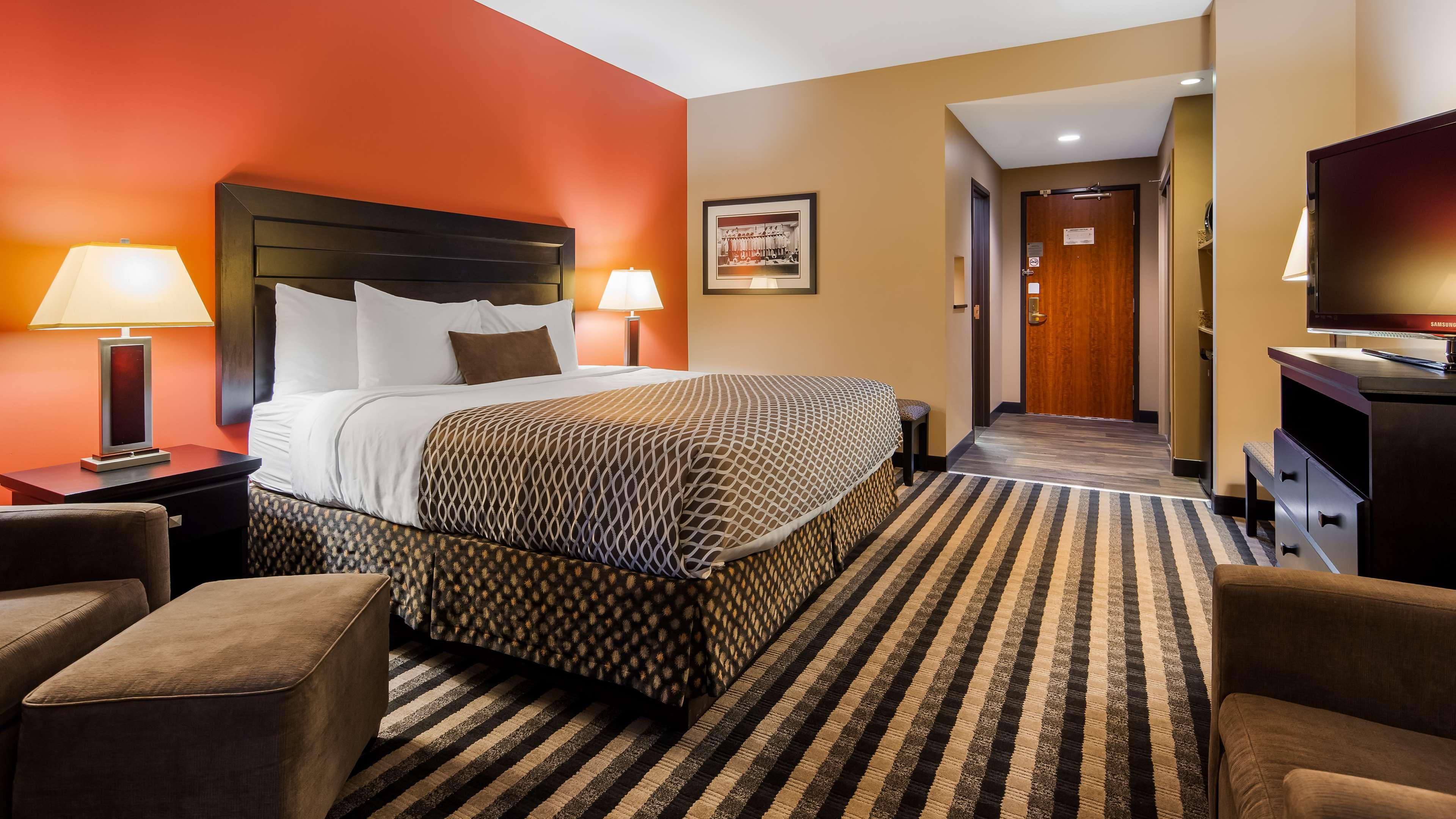 ססקאטון Best Western Blairmore מראה חיצוני תמונה