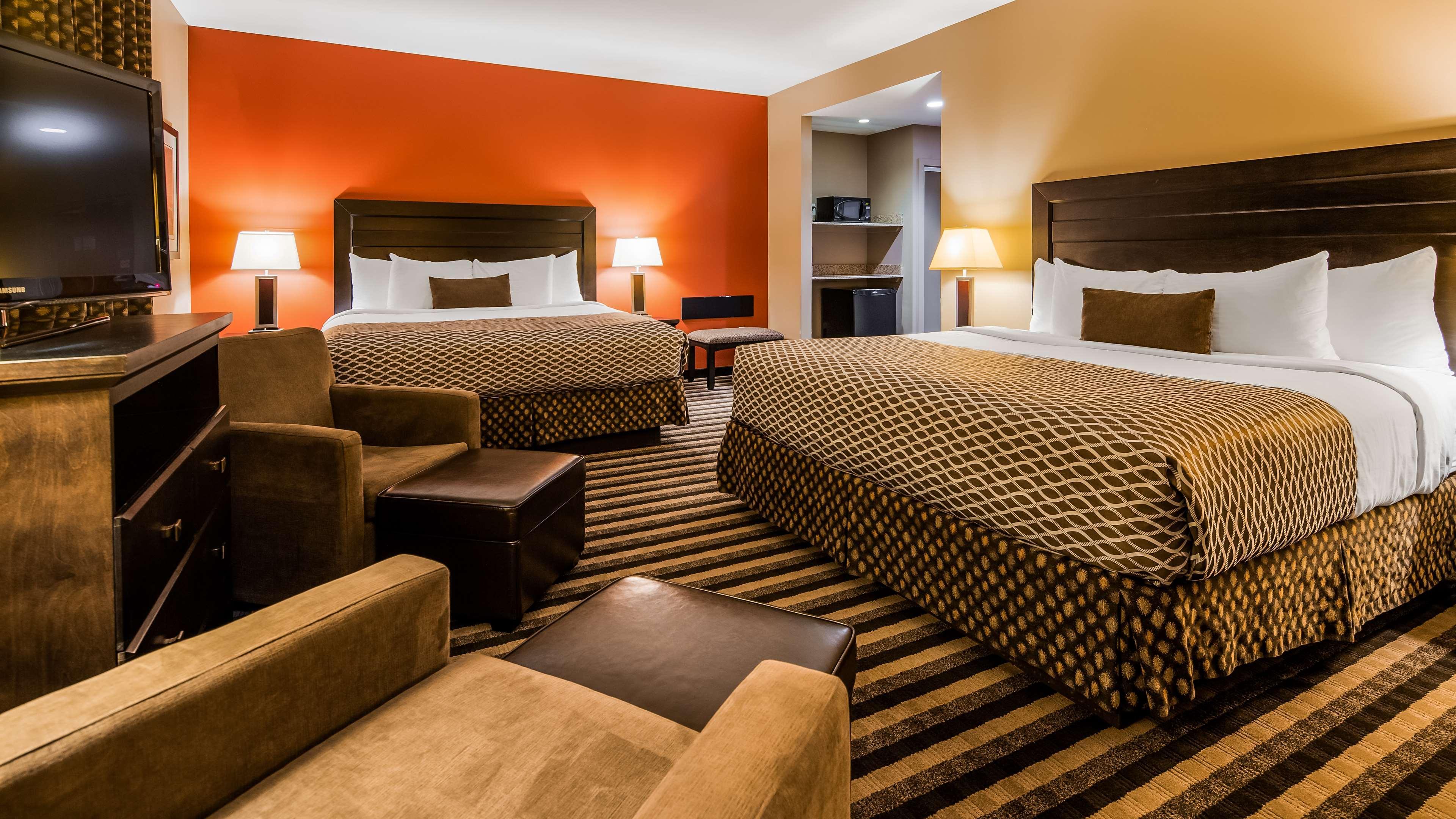 ססקאטון Best Western Blairmore מראה חיצוני תמונה
