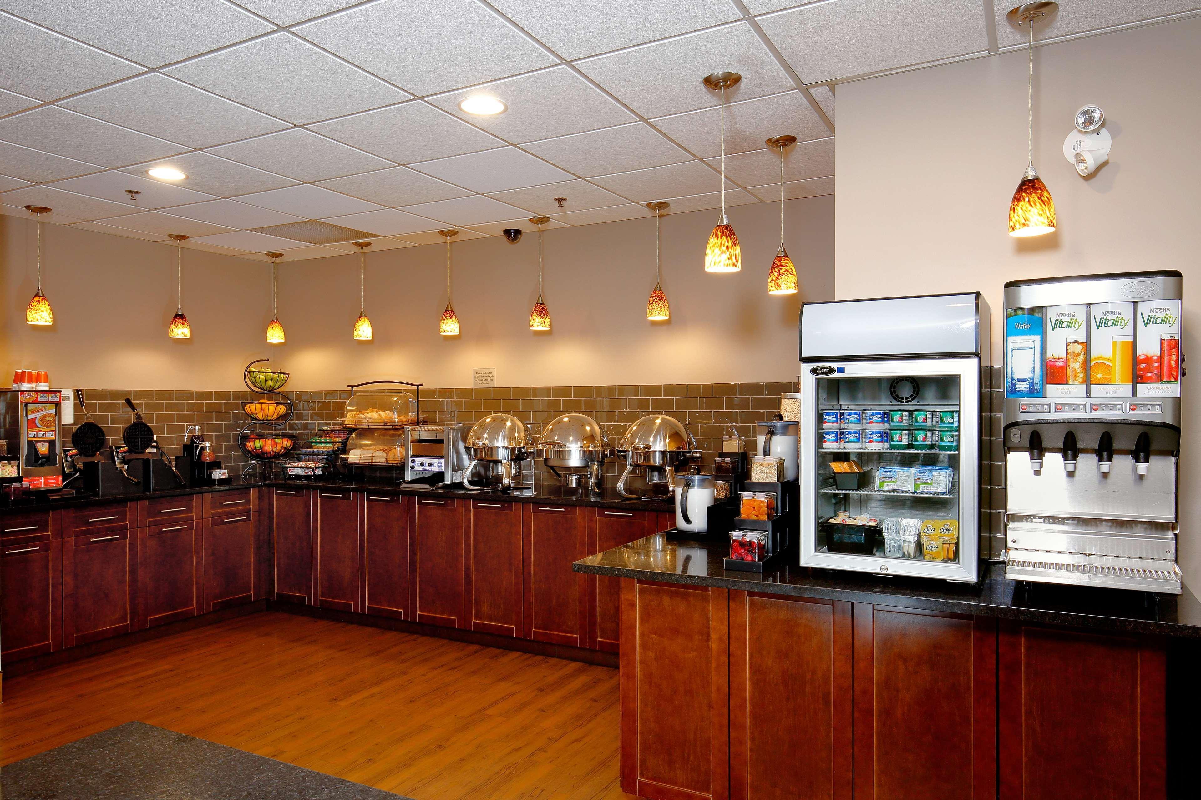 ססקאטון Best Western Blairmore מראה חיצוני תמונה