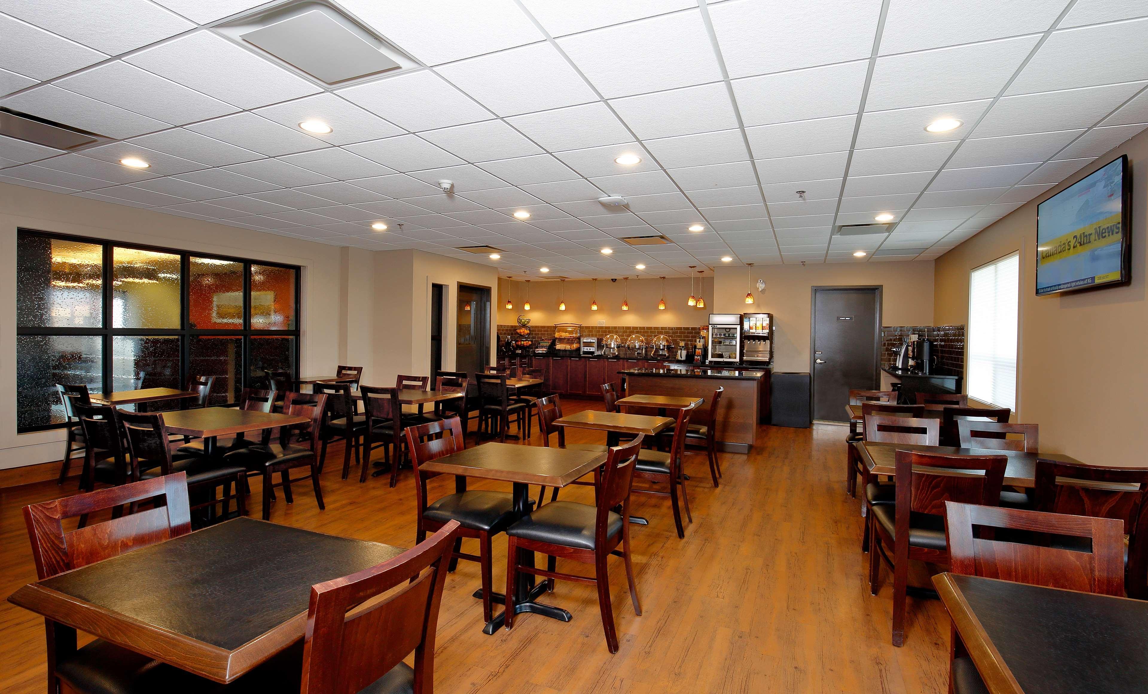 ססקאטון Best Western Blairmore מראה חיצוני תמונה