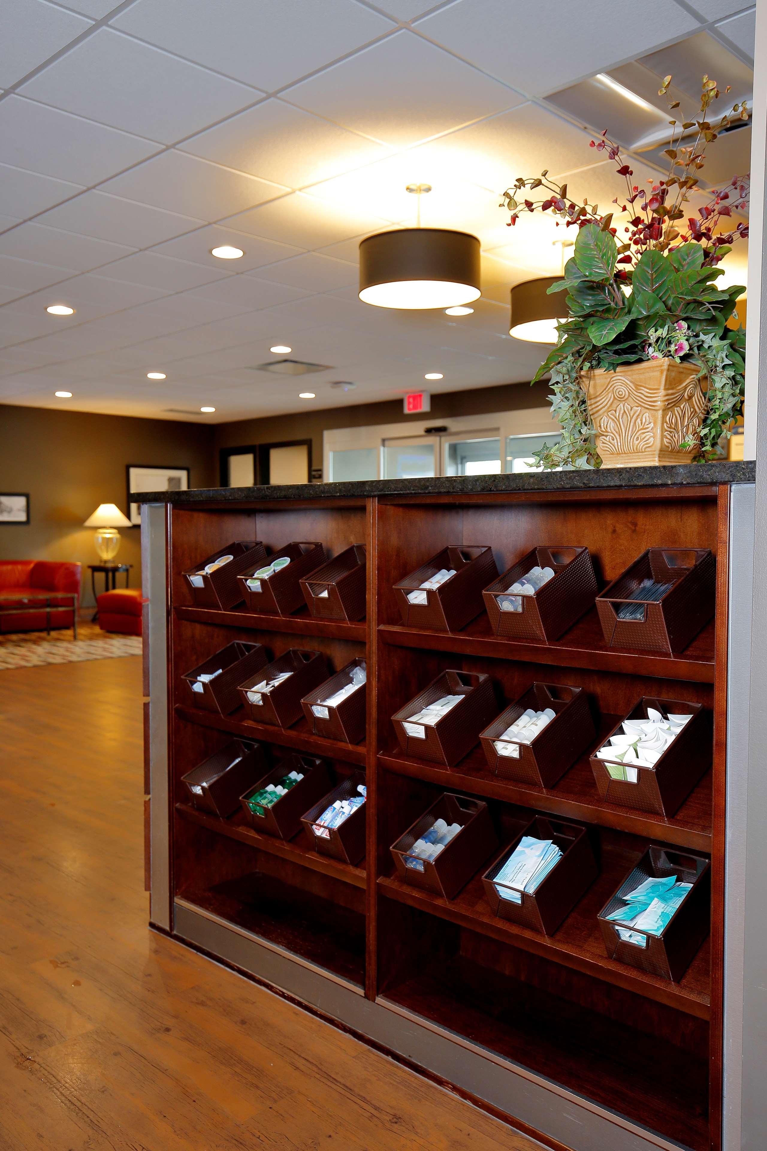 ססקאטון Best Western Blairmore מראה חיצוני תמונה