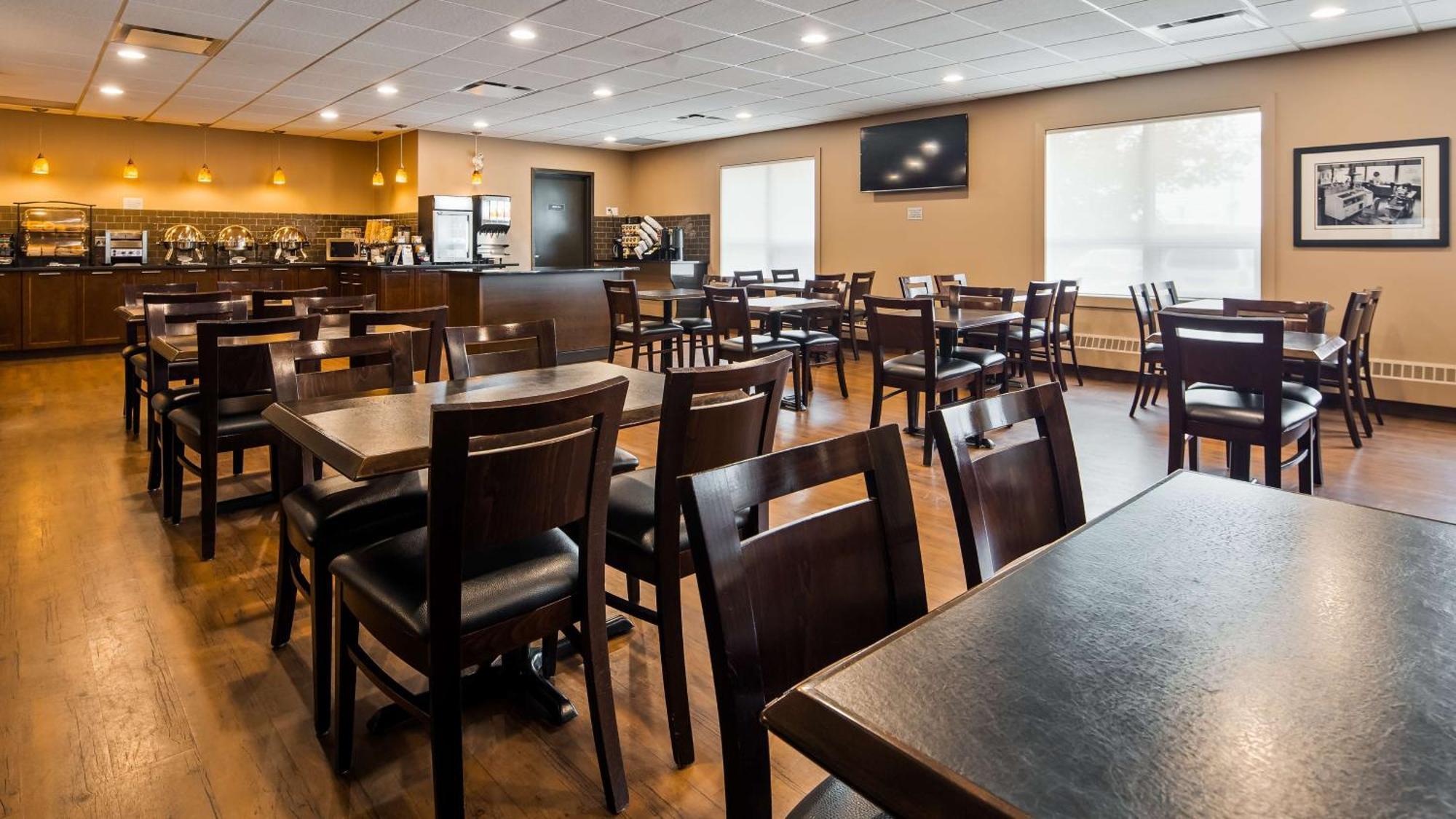 ססקאטון Best Western Blairmore מראה חיצוני תמונה