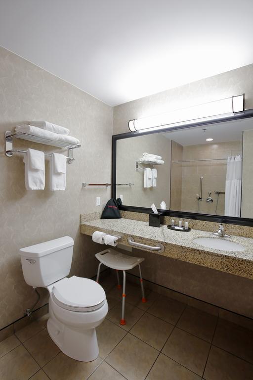 ססקאטון Best Western Blairmore מראה חיצוני תמונה